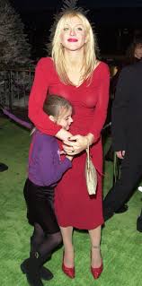 According to mtv (via loudwire ), mother and daughter reunited for the first time in five years while walking the sundance carpet. Frances Bean Cobain Is More Of An Oasis Girl