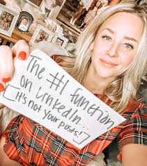 Cristal Puentes's Instagram, Twitter & Facebook