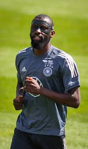 €28.00m * mar 3, 1993 in berlin, germany Fbathuxxrhltym