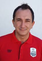 AUF PETER OROSZ FOLGT ROLAND NEUNHERZ ALS NEUER KM-TRAINER!