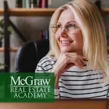 Are you looking for a new start in 2021? McGraw REALTORS can help you  launch and grow a successful real estate career!