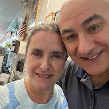 Happy anniversary 39 years of marriage❤️