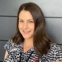 Kellie Whitney's Instagram, Twitter & Facebook