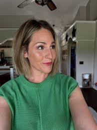 Diane Towne's Instagram, Twitter & Facebook