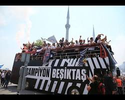 Image of Beşiktaş taraftarlarının şampiyonluk kutlamaları