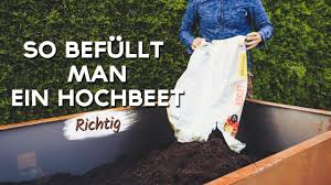 Für mein hochbeet habe ich ein spezielles system eines bioerdeherstellers angewandt, das drei (einzeln verkaufte) schichten umfasst: Hochbeet Richtig Befullen Diese Schichten Kommen Ins Hochbeet Youtube