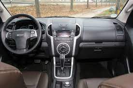 Hi lander 4x4 double cab standard hi lander 4x4 single cab standard hi spark 4x2 single cab deckless hi too expensive. Fahrbericht Isuzu D Max Double Cab Premium Unbekannter Erfolgstyp Magazin