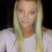 Ashley Gipe's Instagram, Twitter & Facebook