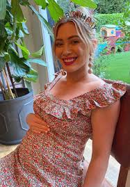 #howimetyourdad #gretagerwig #cbshere's the official trailer of cbs's cancelled sitcom how i met your dad, which follows sally on the journey of how she met. Hilary Duff Is Set To Star In The How I Met Your Mother Reboot