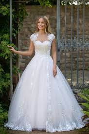 Check spelling or type a new query. Christa Hochzeit De