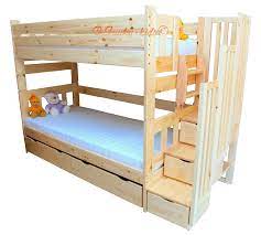 Il legno richiede periodici questo letto a castello in legno è laccato di bianco con vernici non tossiche e anallergiche. Letto A Castello Legno Massello