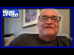 Comedian Brad Upton: An Overnight Sensation in Year 35!