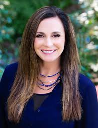 MY JOURNEY THROUGH DENTISTRY: A STORY OF DEDICATION, TRANSITION, AND  MENTORSHIP