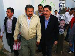 Showing editorial results for ulises ruiz ortiz. A Reganadientes El Grupo De Ulises Ruiz Se Suma A La Candidatura De Murat Proceso