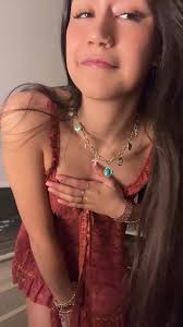 emily 🌷 (@emily.matus)