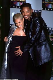 هاجمت الممثلة المصرية ريهام حجاج الشعب المصري، وتحديداً الذين علقوا على موضوع خيانة جادا بينكيت، زوجة النجم الأمريكي ويل سميث بخيانتها له. Ø´Ø§Ù‡Ø¯ ÙˆÙŠÙ„ Ø³Ù…ÙŠØ« ÙˆØ²ÙˆØ¬ØªÙ‡ ÙŠØªØ­Ø¯ÙŠØ§Ù† Ù„Ø¹Ù†Ø© Ø²ÙˆØ§Ø¬ Ø§Ù„Ù…Ø´Ø§Ù‡ÙŠØ± ÙˆÙŠÙƒÙ…Ù„Ø§Ù† 20 Ø¹Ø§Ù… Ø§ Ù…Ø¹ Ø§ Ø§Ù„ÙˆÙØ¯