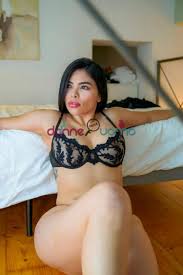 Incontra la ragazza bionda dei tuoi sogni su Donna Cerca Uomo