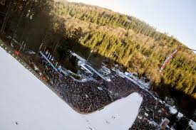 Skispringerin althaus schafft es in die top 10. Live Training Qualifikation Und Einzelspringen In Willingen Skispringen Com