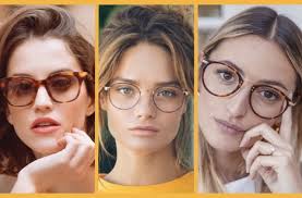 Modèle de coupe de cheveux courte pour femme. Comment Choisir Des Lunettes Selon La Forme De Son Visage