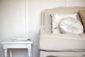 Want your bedroom to be a mix of french provençal, midcentury staples, and contemporary art? A Guide To French Country Style Decor Elegance Meets Rustic Charm Decor Aid