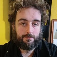 lee walls (@theweetreat)