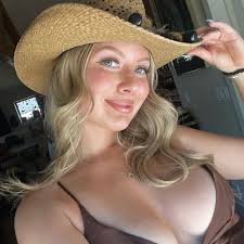 lauren light-in (@lauren.luyten) • Instagram photos and videos