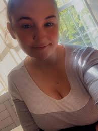 I know I should cook, but…. Someone talk me into ordering DoorDash pretty  please. 🙏