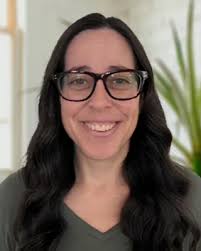 Beth Grady's Instagram, Twitter & Facebook