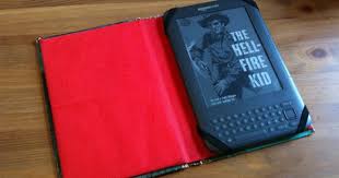 Make Your Own Kindle Case From An Old Book Kindle Case Crafts To Make Book Crafts