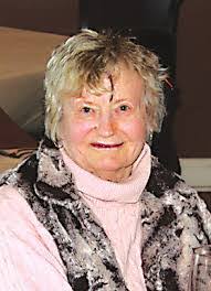 Laura Bakos's Instagram, Twitter & Facebook