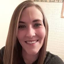 Therese Lyons's Instagram, Twitter & Facebook