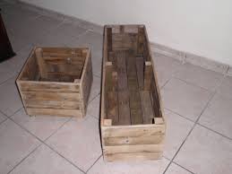 Il suffit de récupérer une palette, par exemple, en demandant gentiment à votre supermarché ou votre supérette. Bac A Fleur En Palette Photo De Le Bricolage Notre Petite Vie