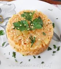 E' un cereale estremamente diffuso in tutto il mondo, e in italia la sua coltivazione si concentra soprattutto nel nord (in e' un ottimo ingrediente in cucina e si presta a numerosi utilizzi nelle ricette. Ricetta Risotto Con Patate Castelmagno Alpeggio Dop Occelli E Briciole D Oro Alimentari Ideericette