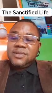 EVANGELIST KINGSLEY NWAORGU (The Singing Preacher) B