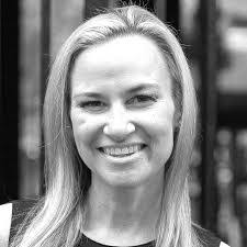 Starr Gray's Instagram, Twitter & Facebook