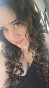 Does anyone know if the Chuck E. Cheese pass is worth it? Do they have any  discounts?