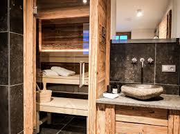 Urlaub Am Chiemsee Wellnesshotel Mit Pool In Bayern Lieblingsspot In 2020 Chiemsee Urlaub Wellnesshotel Chiemsee