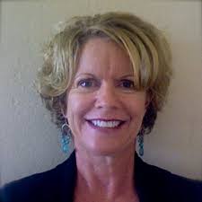 Sarah Rainey Smith (@sarahraineysmit)