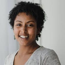 Randi Moore's Instagram, Twitter & Facebook