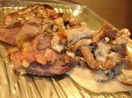 Filet De Biche Aux Girolles Les Delices D Helene Filet De Biche Recettes De Cuisine Plat