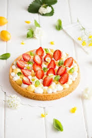 Tarte Aux Fraises Creme Citron Basilic Chantilly Recette Tarte Aux Fraises Tarte Aux Fraises Recette Dessert Fraise