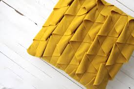 The most common ruffle throw pillow material is linen. Diy Decorative Throw Pillows Sewing Tutorial It S Always Autumn