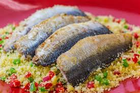 Season gently with salt and pepper, and drizzle with olive oil. Frescatto