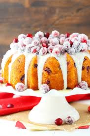 From apple cake to hummingbird cake to chocolate, it's safe to say that sometimes it's better in a bundt. 20 Classy Christmas Cakes Beautiful Life And Home