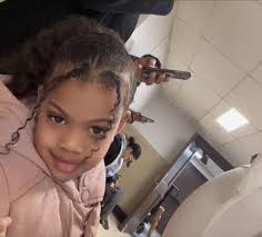 Hey y'all!!! 4/30 Taurus with my last born who is a 5/5 little bull…I call  him my cinco de mayo baby. 🥰❤️🩵♉️