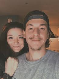 Michelle Dobler's Instagram, Twitter & Facebook