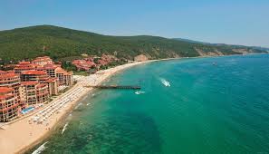 The main attractions are the beach and the night life. Bulgaria City Sunny Beach DeschideÈ›i Meniul Din Stanga Sunny Beach