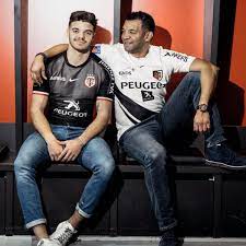 Romain ntamack était l'invité de rmc, ce dimanche, après la victoire de toulouse à clermont en quart de finale de la. Emile Et Romain Ntamack La Voie Du Pere L Equipe