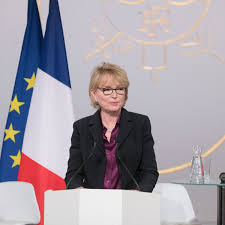 Mis à jour le 20/06/2021 à 23h17. Claude Chirac Candidate Lr Aux Elections Departementales En Correze Femme Actuelle Le Mag