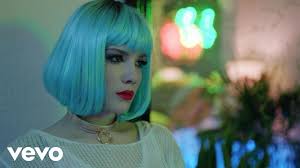 Exclusive halsey merch available here. Halsey Ghost Official Music Video Youtube